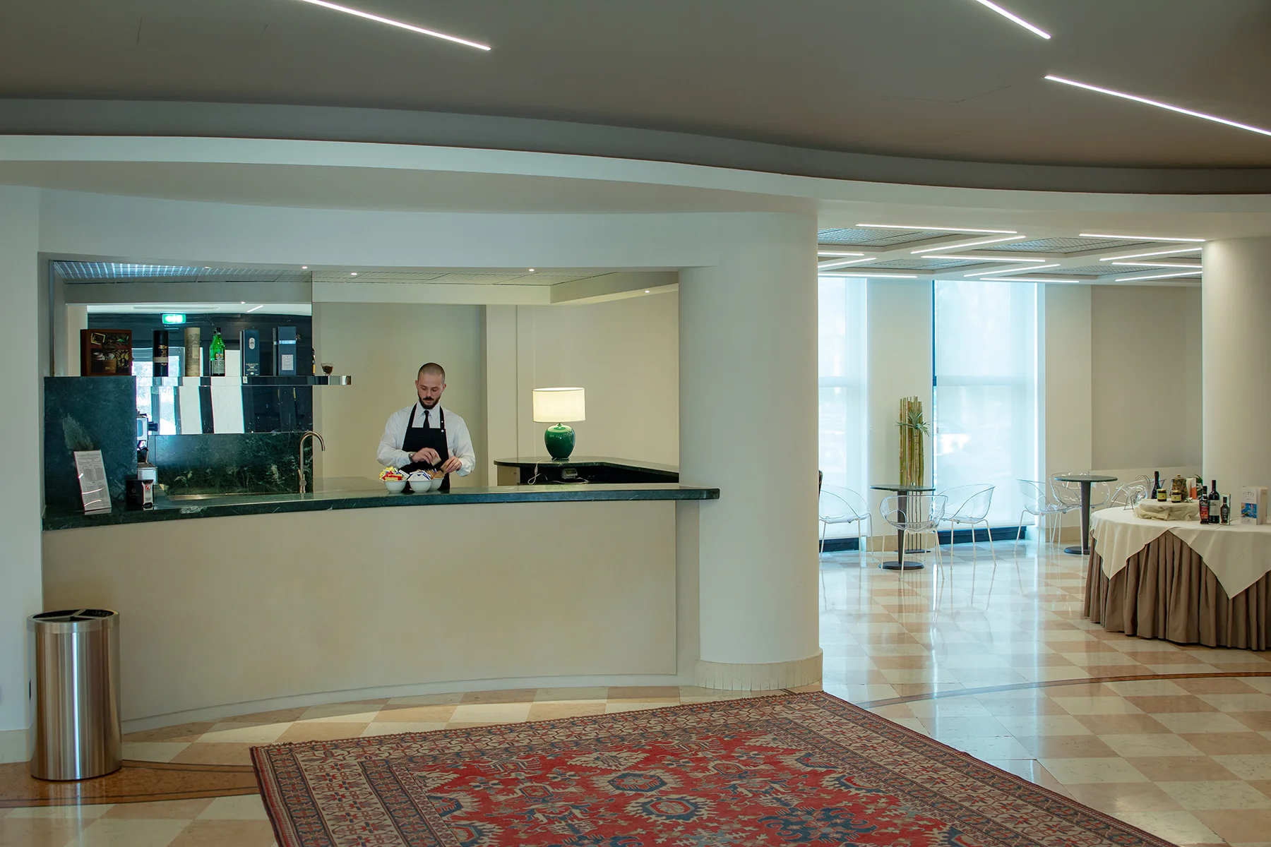 hotel-president-hall-6